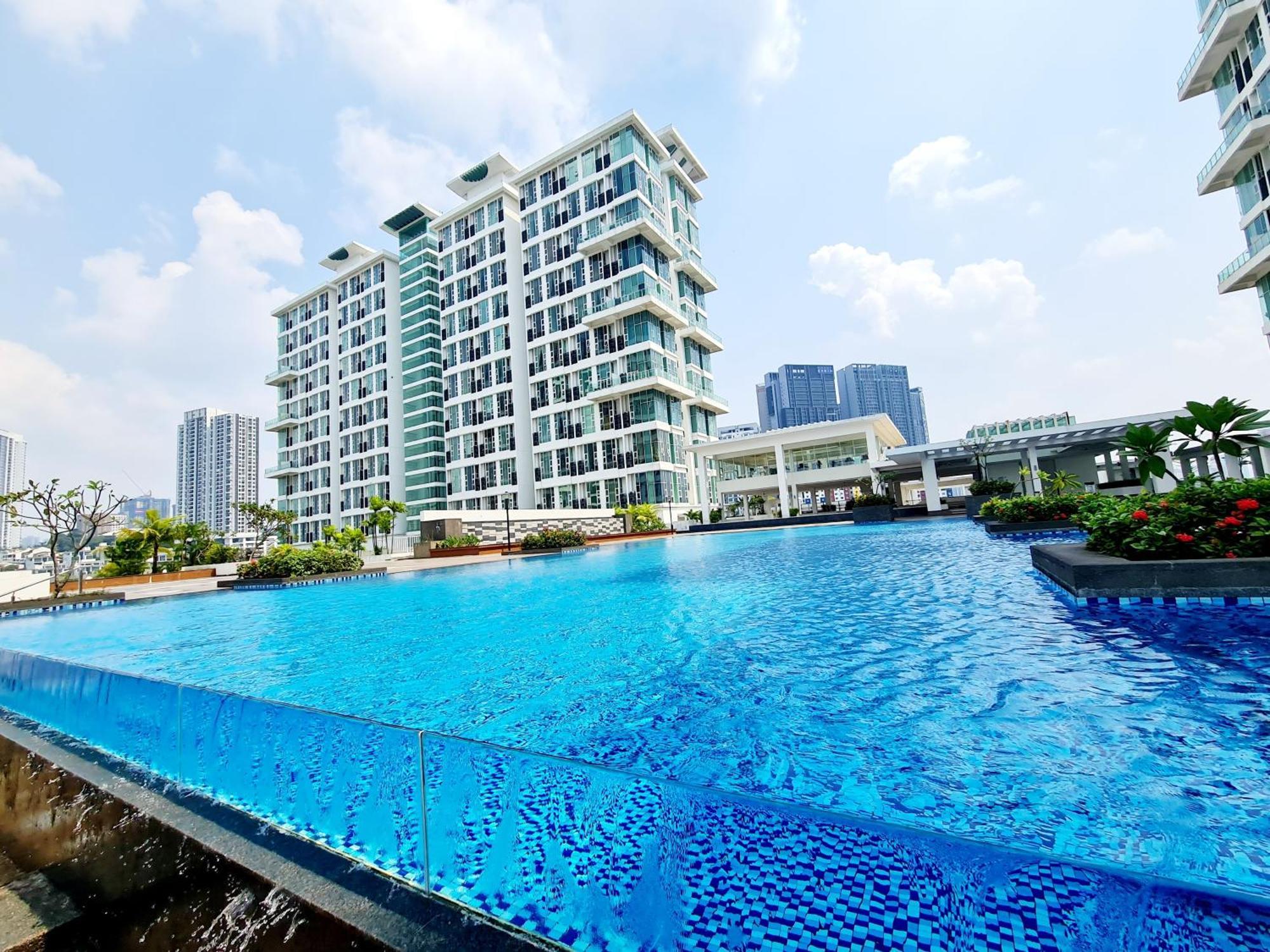 Garden Duplex 7 Guest Old Klang Road Mid Valley Pearl Point Bangsar Bangsar South Bukit Jalil Taman Desa Ml Kuala Lumpur